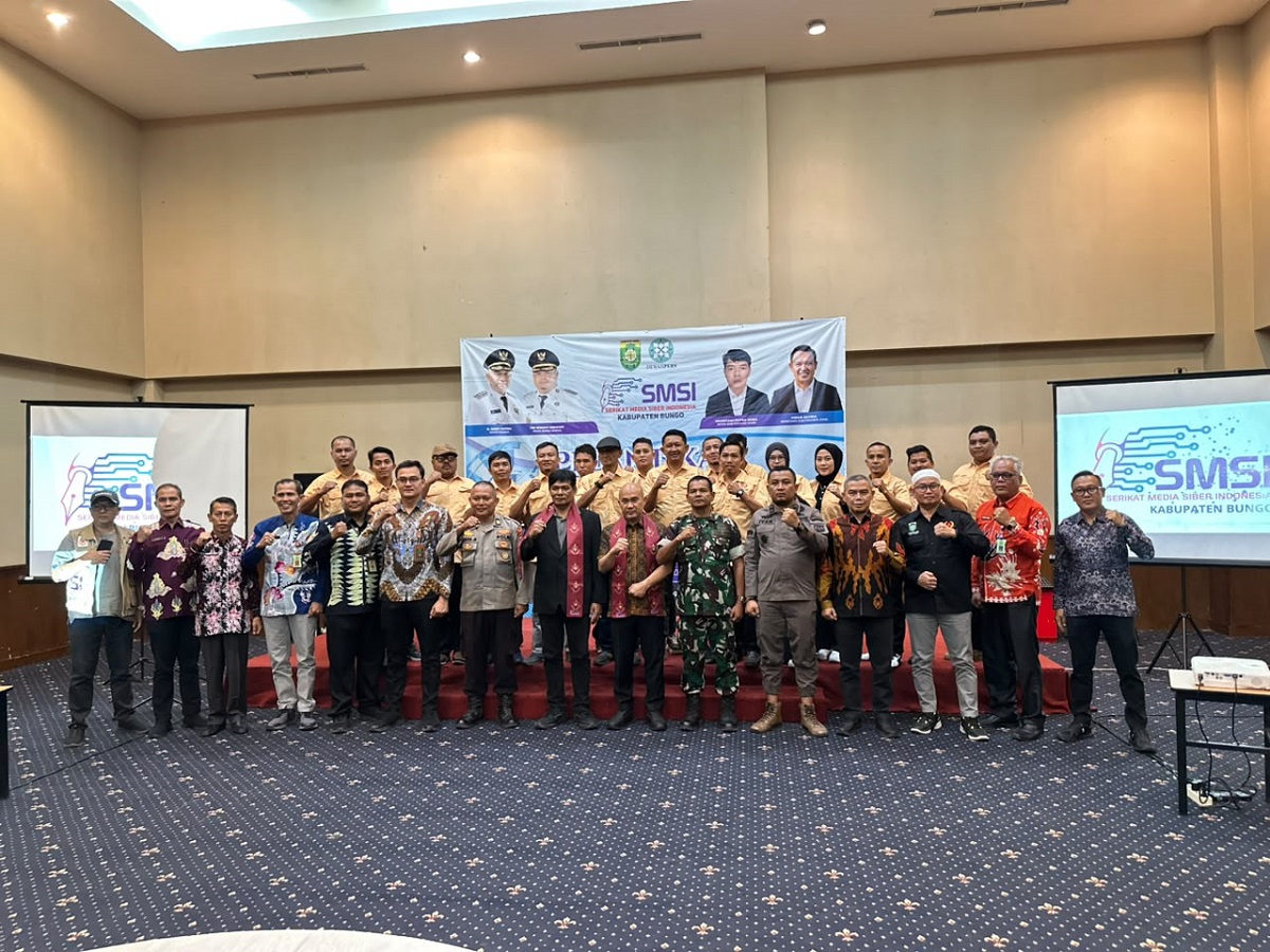 Mukhtadi Puteranusa Resmi Lantik Pengurus SMSI Kabupaten Bungo masa bakti 2026-2029 