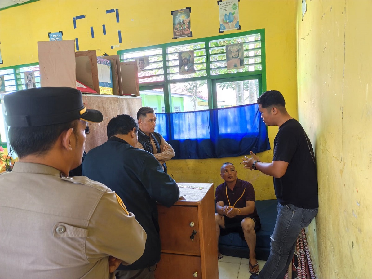 Polisi Gelar Rekonstruksi Kasus Asusila Guru ASN Di Sungai Penuh 