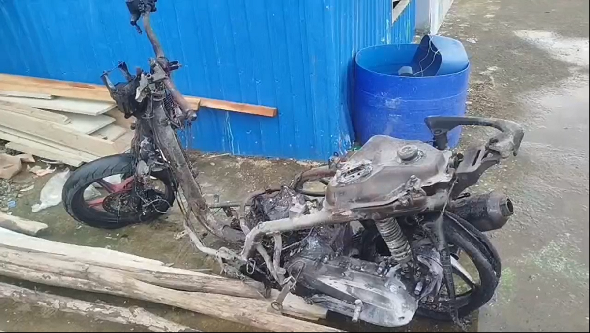 Sepeda Motor Hangus Terbakar di Kawasan Pelabuhan Kuala Tungkal