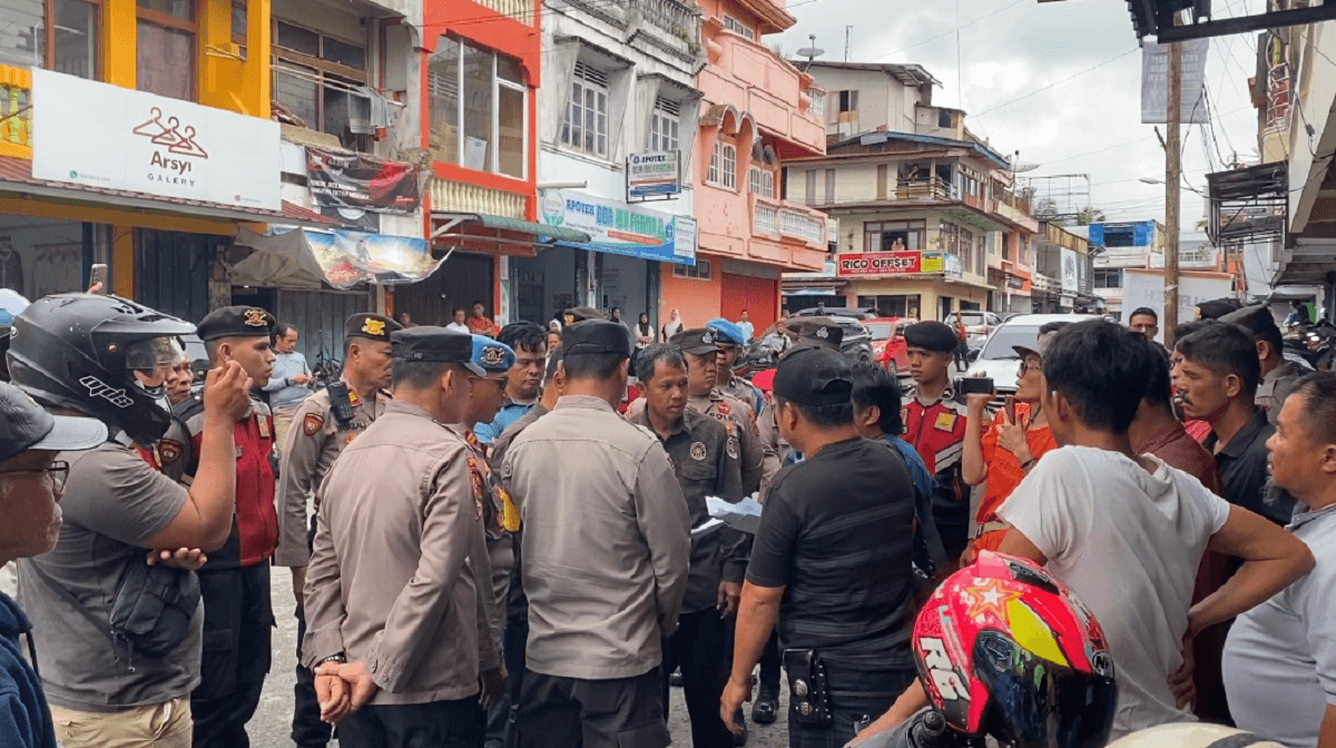 1 Unit Ruko Di Sungai Penuh Dikosongkan Secara Paksa