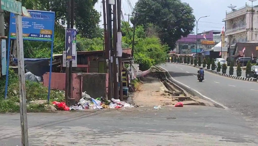 TPS Jalan Protokol Akan Dihapus, RT Akan Diberikan Sarpras Untuk Pengambilan Sampah