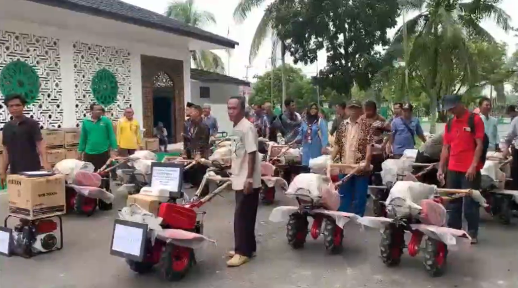 29 Kelompok Tani Di Batanghari Dapat Bantuan Alsintan 