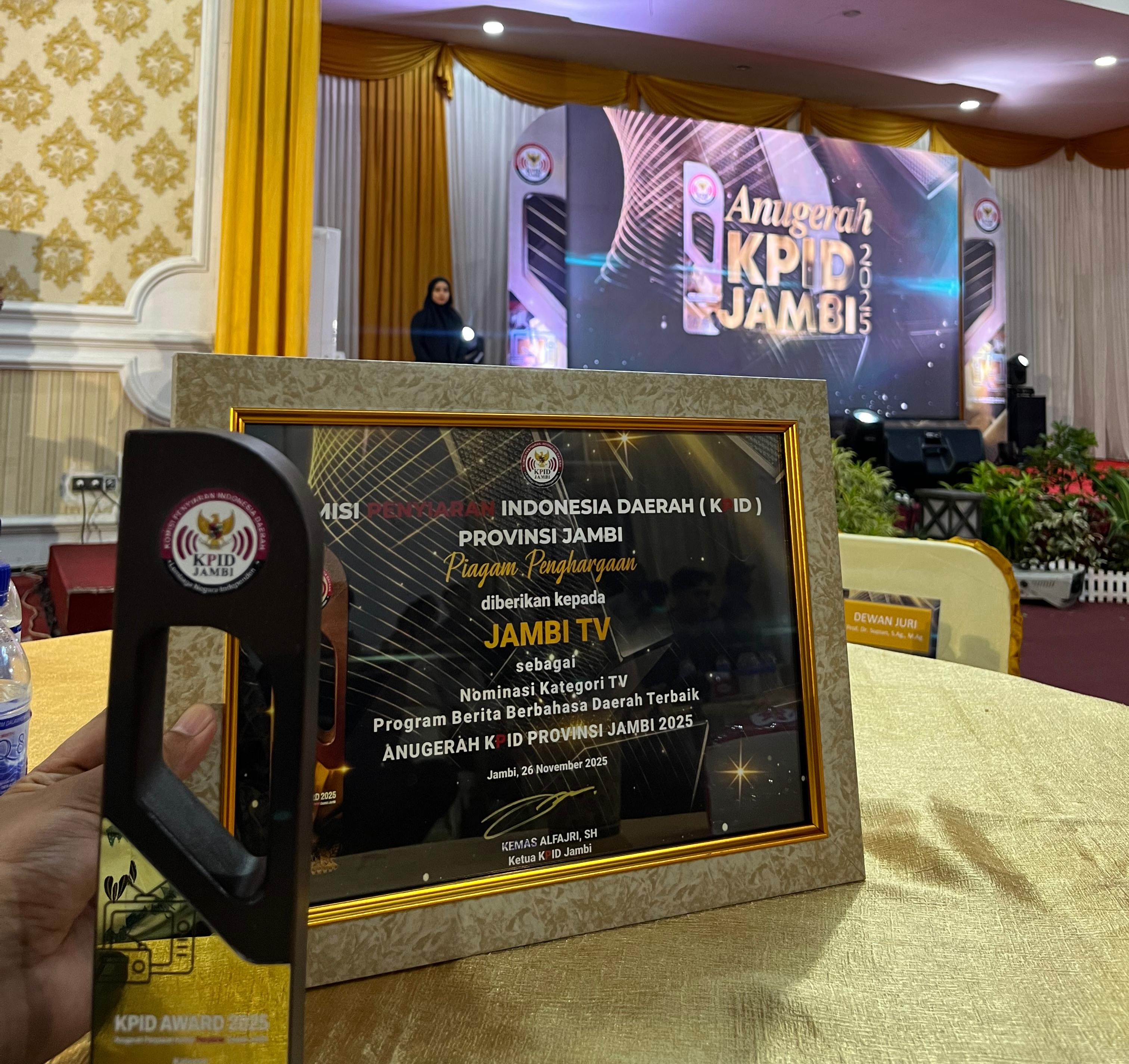 Dobrak Jambi TV Raih Penghargaan KPID Award 2025 Kategori Berita Daerah Terbaik