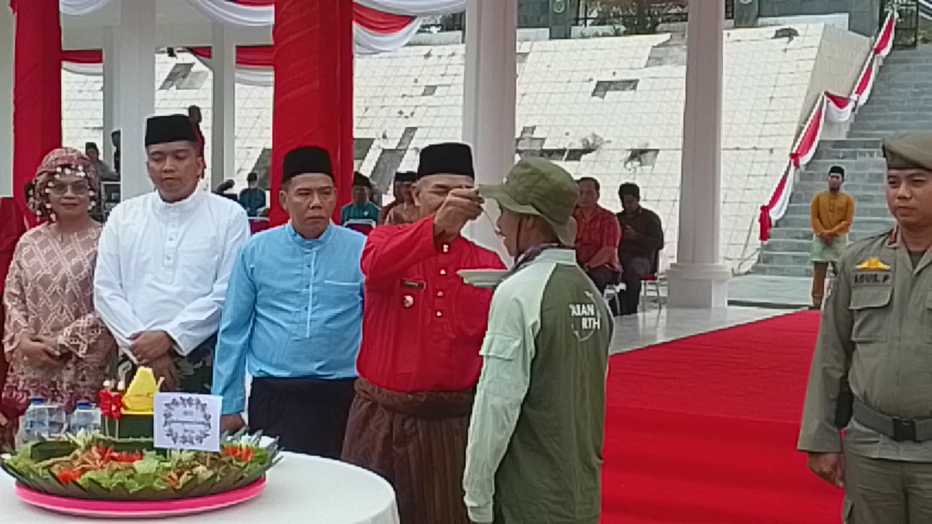 Hari Jadi Kabupaten Tebo ke - 24, Pemkab Gelar Upacara dan Potong Nasi Tumpeng