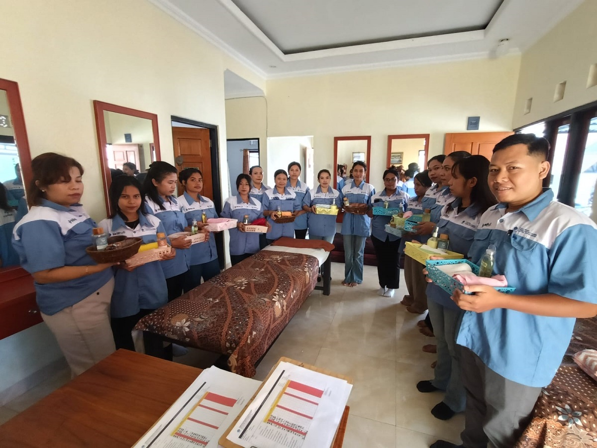 Kemnaker Hadirkan Pelatihan Vokasi bagi Masyarakat Terdampak Gempa di NTT