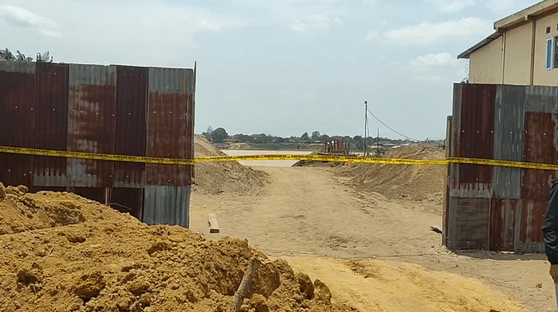 Polisi Segel Stockpile Pasir Teluk Kenali Karena Tak Kantongi Izin