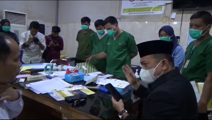 Dapat Laporan RSUD RMT Tolak Pasien, Gubernur Al Haris Langsung Datangi Rumah Sakit