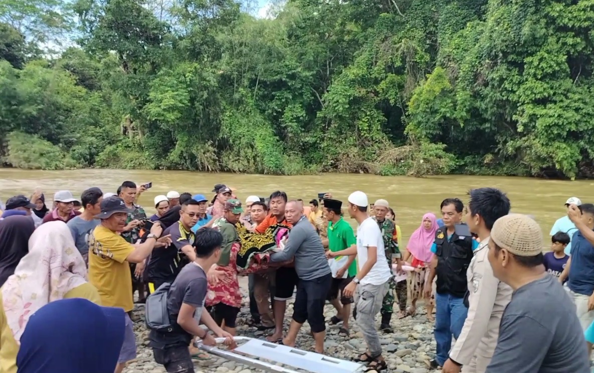 Tertimbun Longsor, Anggota Polsek Muko-Muko Bathin VII Meninggal Dunia