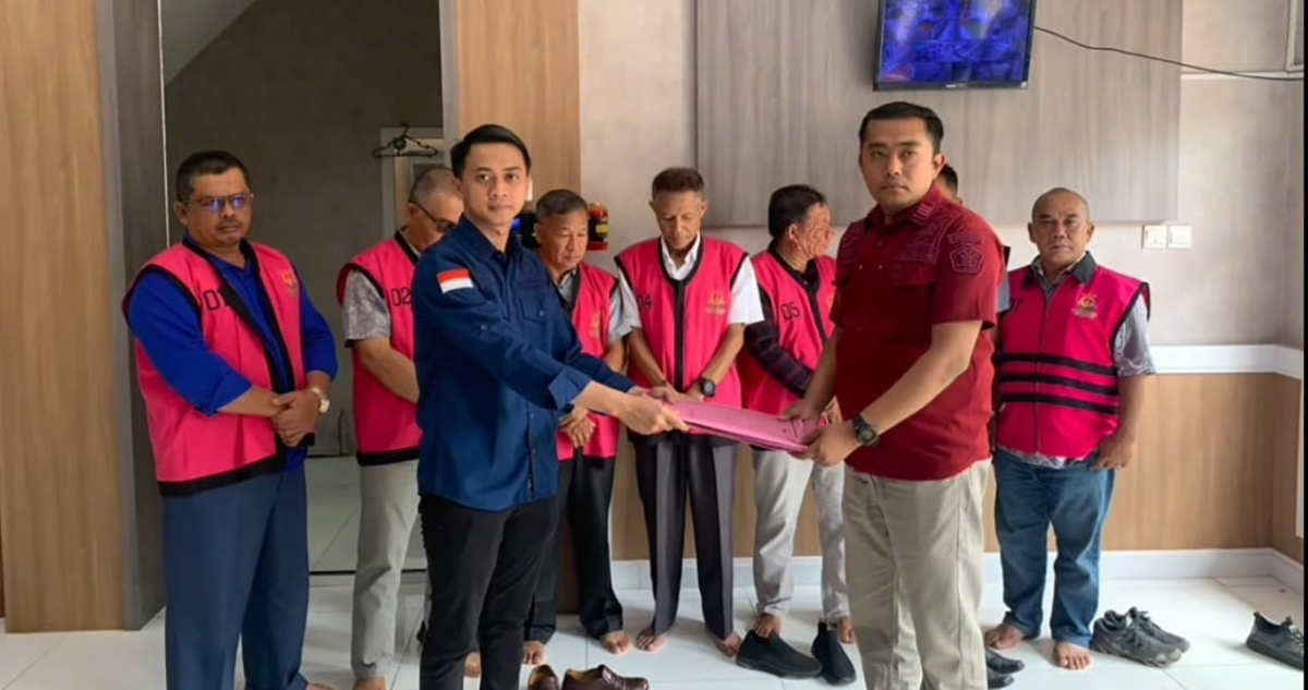 Sidang Pledoi, Empat Terdakwa Kasus PJU Kerinci Ajukan Bebas