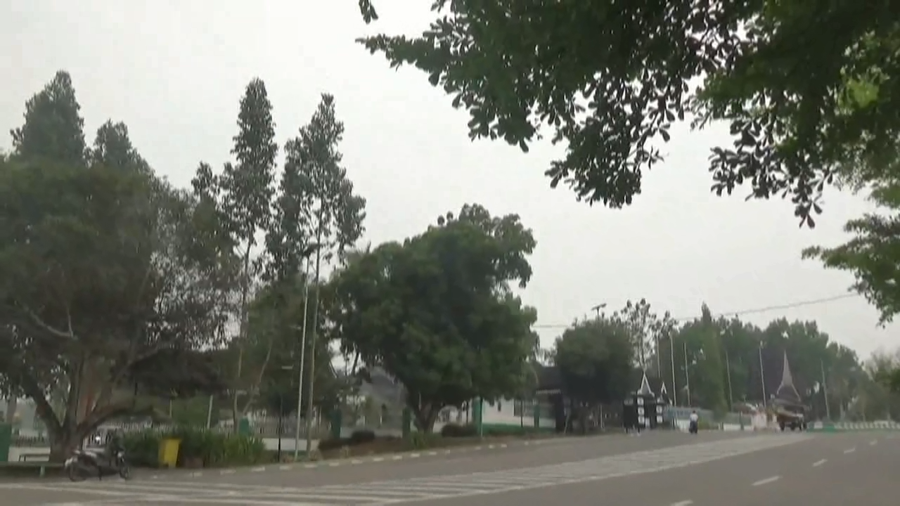 Angka Ispu Di Batang Hari Turun Dari Zona Hitam Turun Ke Zona Merah