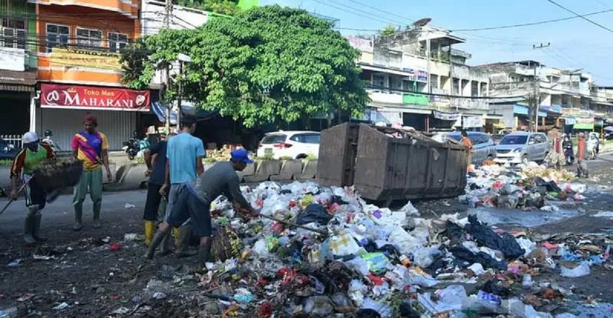 Pemkot Jambi Percepat Penutupan TPS, Optimalkan Program OPBM dan Bangun Depo Transfer Sampah   