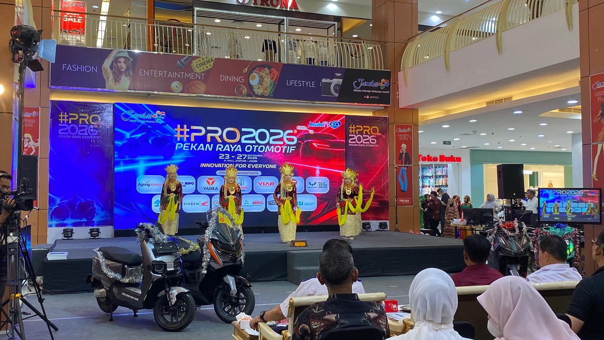 Tari Sekapur Sirih Buka Grand Opening PRO 2026 di Hall Jamtos