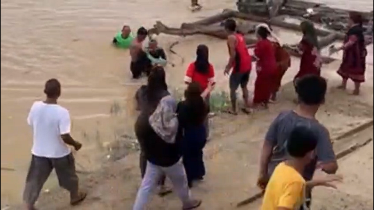 Seorang Bocah Di Desa Pulau Kayu Aro Tenggelam Saat Mandi Di Sungai 