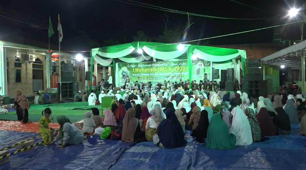 Warga Tanjung Sari Gelar Gebyar Sholawat Sambut 1 Muharram 1445 H