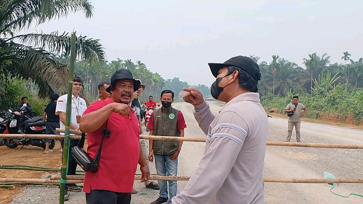 Sengketa Lahan 3,5 Hektare Memanas, Warga Blokir Akses Masuk PT. PAS di Parit Culum