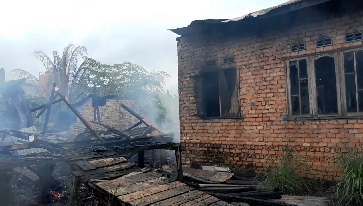 Rumah dan Bedeng 2 Pintu Ludes Terbakar di Desa Niaso, Ada Kucing yang Juga Terpanggang