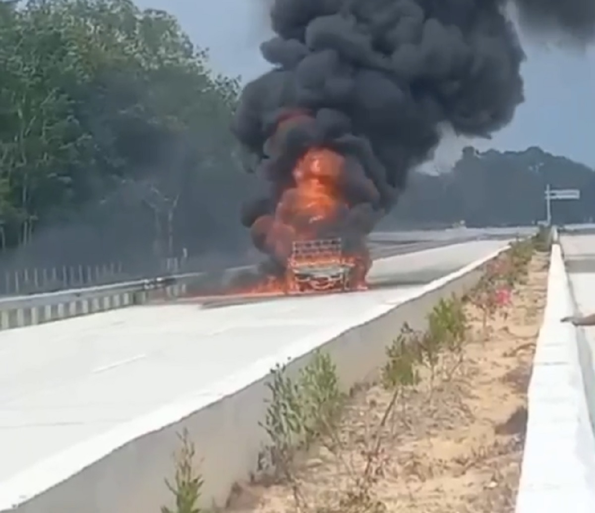 Kecelakaan Maut Di Tol Baleno, 2 Orang Meninggal Dunia