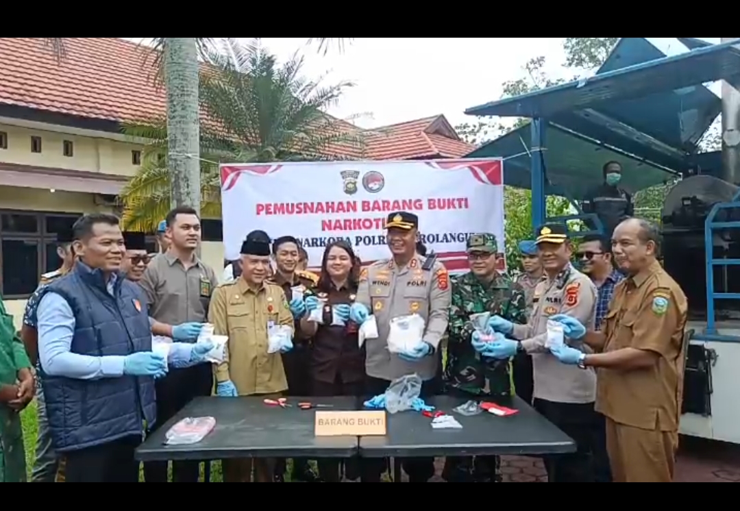 Berantas Narkoba, Ribuan Gram Sabu dan Ratusan Ekstasi Dimusnahkan