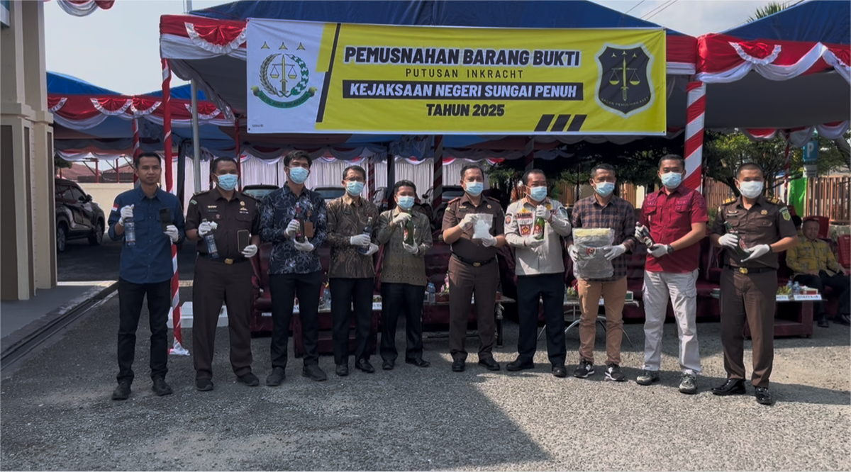 Kejaksaan Sungai Penuh Musnahkan Barang Bukti 23 Perkara, Termasuk Sabu dan Ganja
