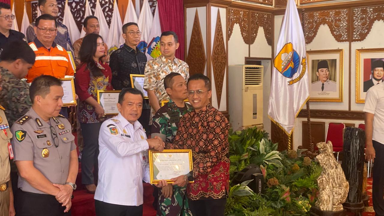 6,1 Juta Jam tanpa kecelakaan kerja, PLN IP UBP Jambi terima Penghargaan dari Gubernur