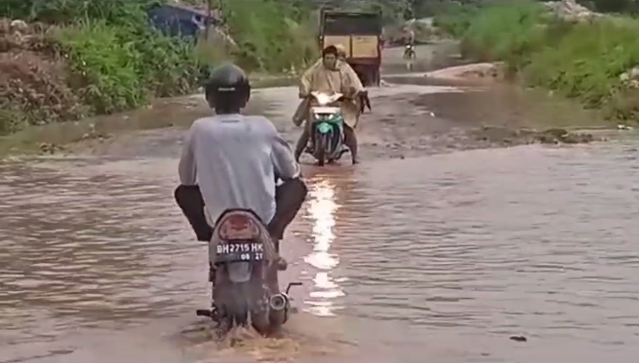 Memasuki Musim Hujan, BMKG Imbau Warga Muaro Jambi Waspada Banjir dan Angin Kencang