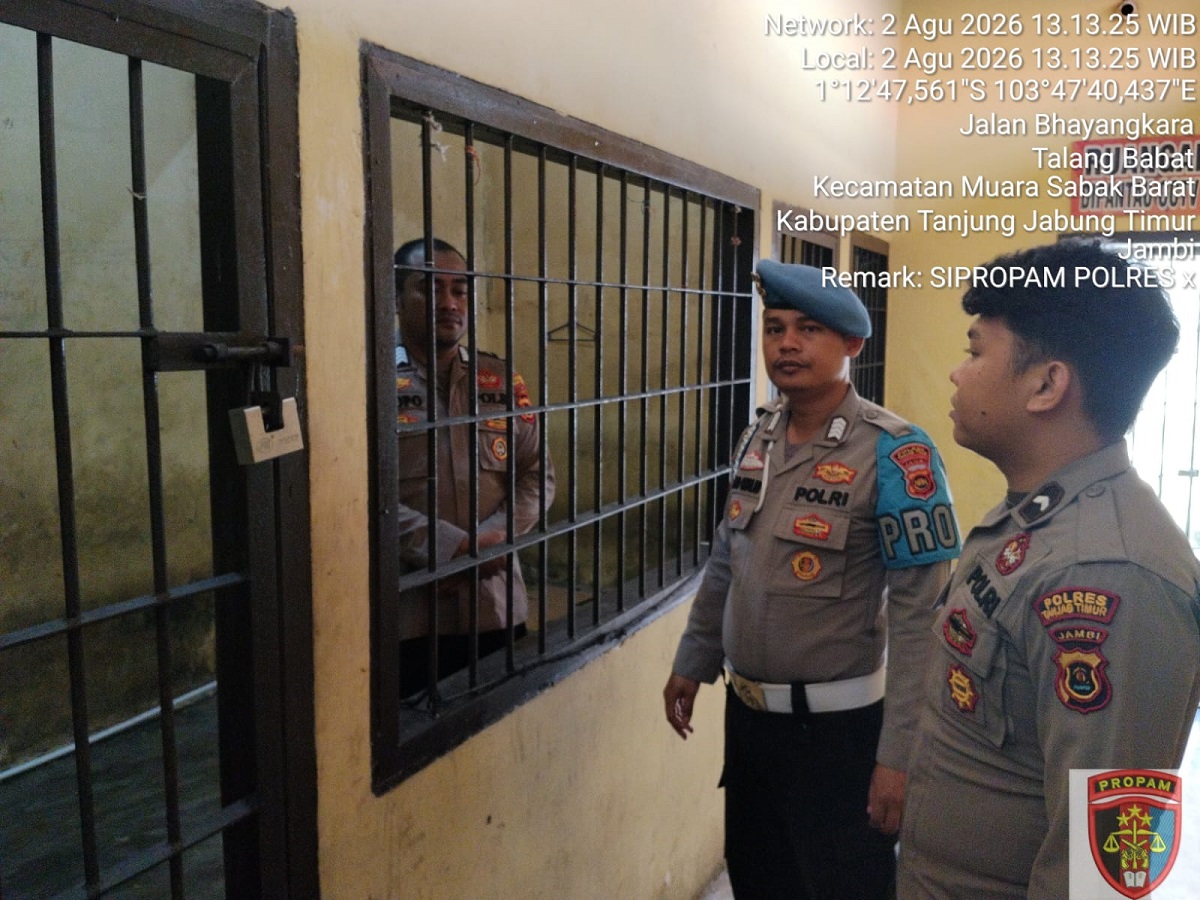 Viral! Oknum Polisi Tanjab Timur Dipatsus Usai Diduga Terlibat Sabung Ayam