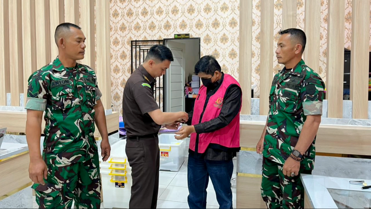 EKS Kadispora Resmi Jadi Tersangka Kasus Korupsi Stadion Mini di Sungai Penuh