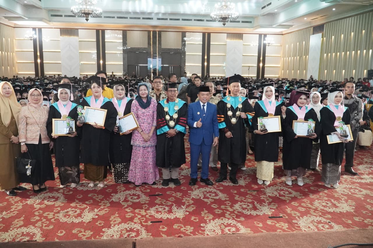 Poltekkes Kemenkes Jambi Gelar Wisuda 2.122 Lulusan Tahun Akademik 2025/2026