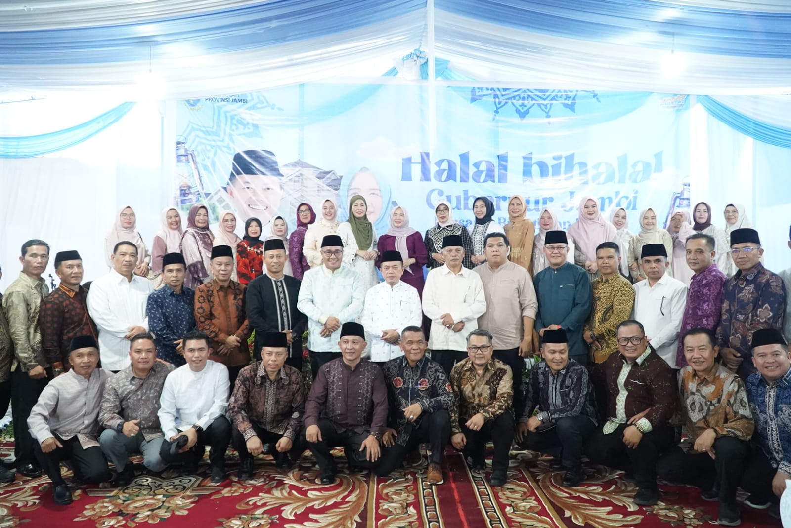 Halal Bihalal Sekaligus Open House di Kediaman Pribadi, Gubernur Al Haris Tekankan Pererat Kebersamaan