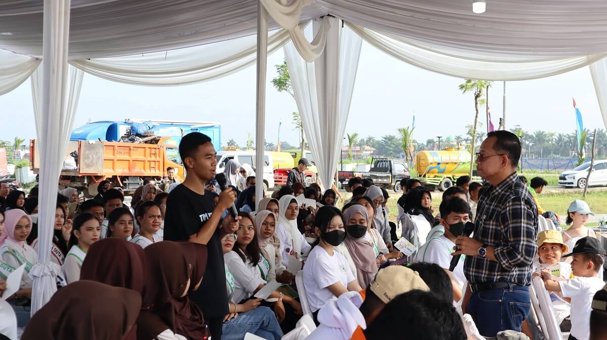 Sosialisasi Kebersihan Sungai Batanghari, Generasi Muda Turun Aksi Bersih-Bersih Pada Festival Batanghari 2024