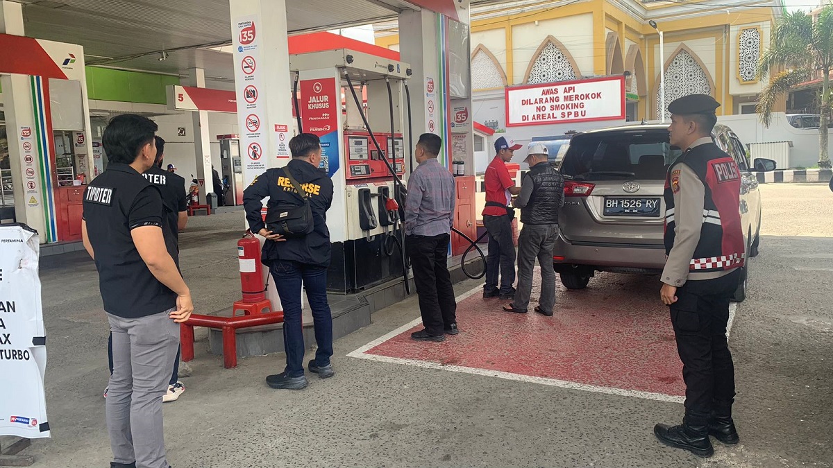 Polres Kerinci Laksanakan Penertiban Kendaraan Modifikasi Di SPBU