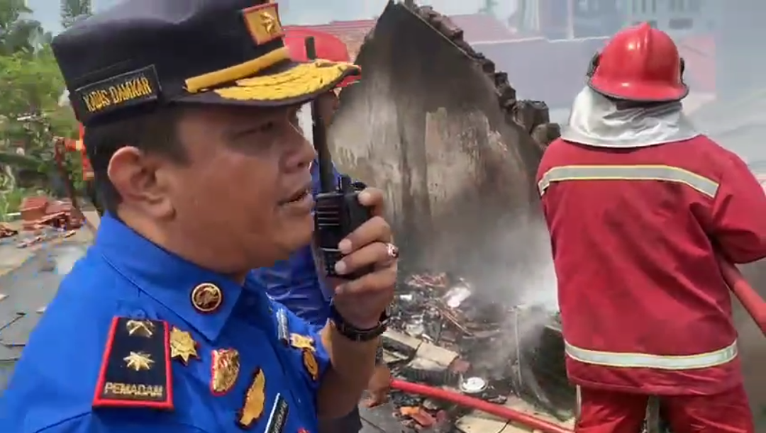 Kebakaran di Mayang mangurai, Pemilik Rumah Alami Luka Bakar