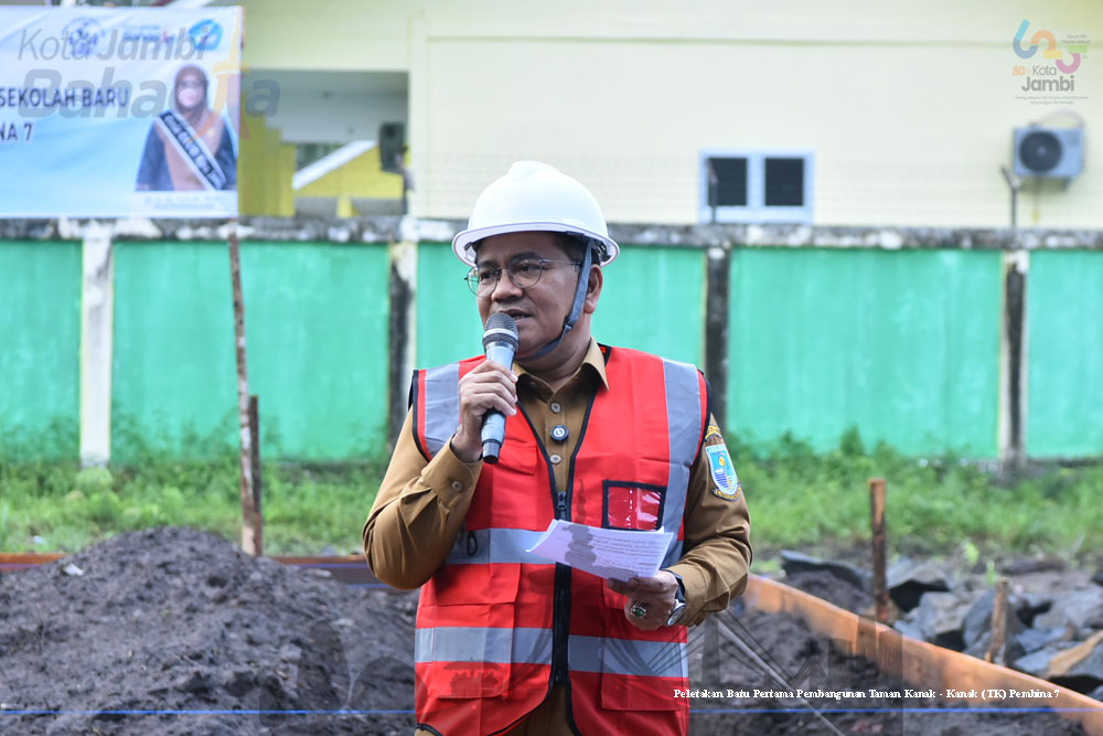 Wali Kota Jambi Letakkan Batu Pertama Pembangunan TK Negeri Pembina 7