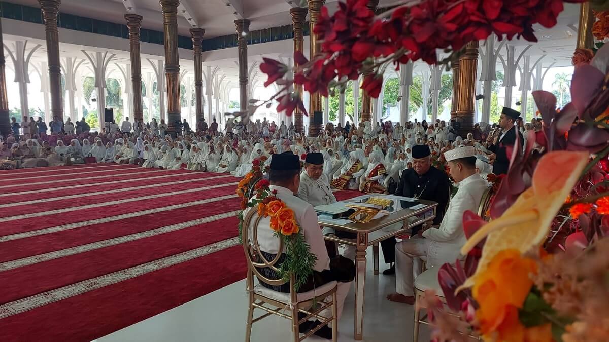 Pernikahan Anak Gubernur Jambi, Esy dan Iqbal Menikah di Masjid Agung Al Falah Jambi Pagi ini