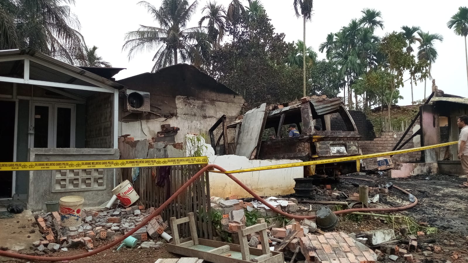Kebakaran di Muaro Jambi, 3 Rumah Permanen dan 3 Kendaraan Ludes Terbakar