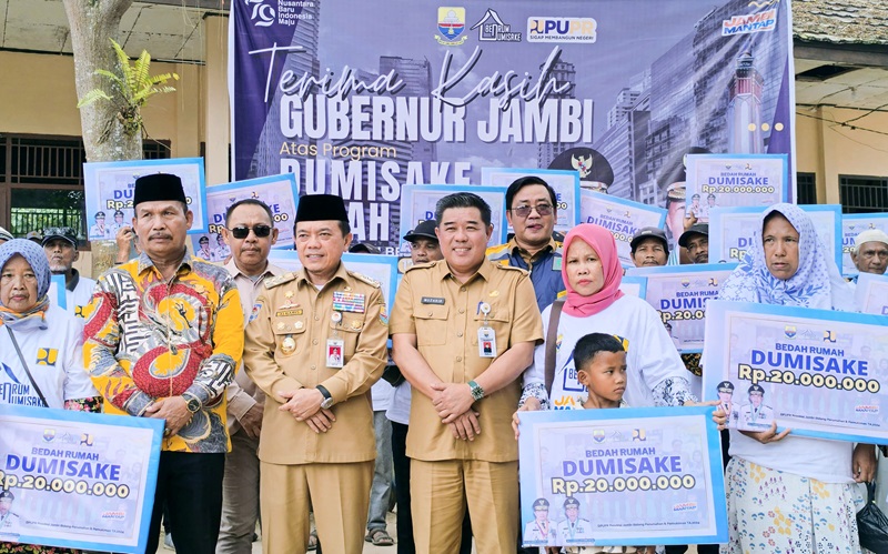 Bantuan Dumisake di Tanjung Jabung Barat, Penerima 571 Siswa Hingga Bedah Rumah 51 Rumah Warga Tidak Mampu