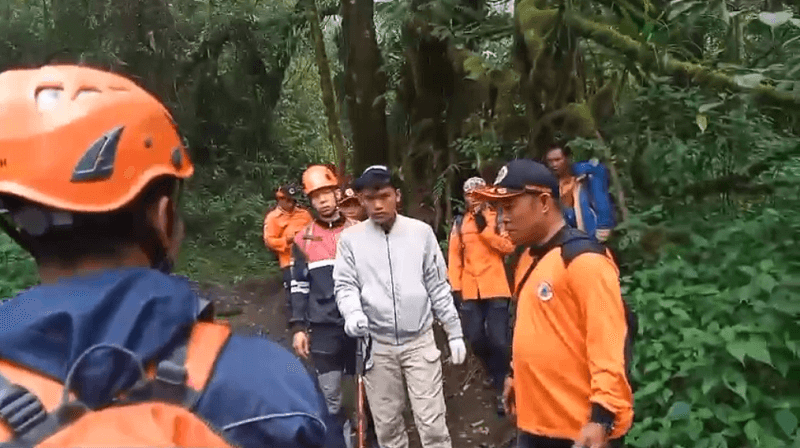 Remaja Pendaki Gunung Kerinci yang Alami Hiportemia Ditemukan Selamat dan Dipulangkan ke Kampung Halaman