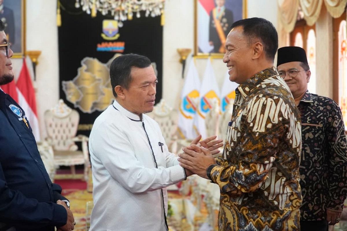 Gubernur Al Haris Terima Audiensi Komisaris Utama PT Jasa Raharja