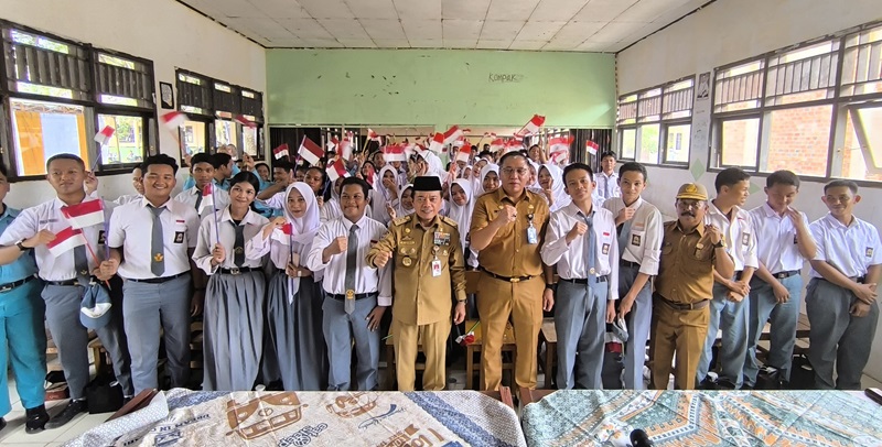 Gubernur Al Haris Mengajar Wawasan Kebangsaan di SMKN 5 Tanjung Jabung Barat, Cara Berbakti Kepada Ibu Pertiwi