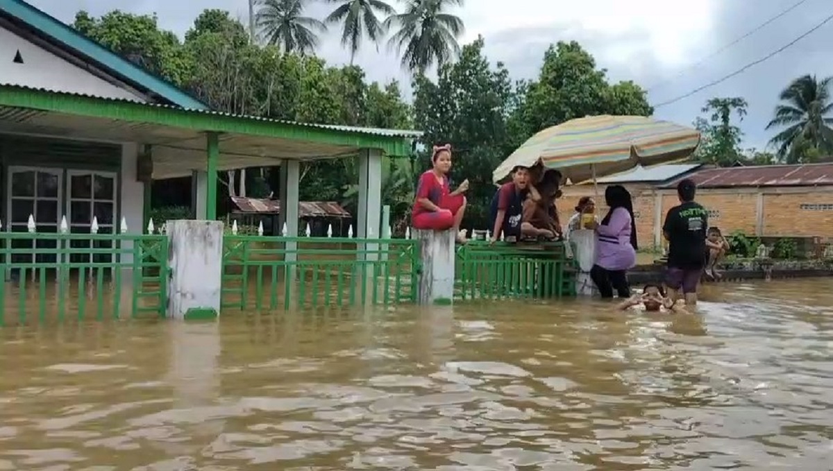 Jumlah Korban Banjir di Tanah Sepenggal Bungo Mencapai 10 Ribu Jiwa