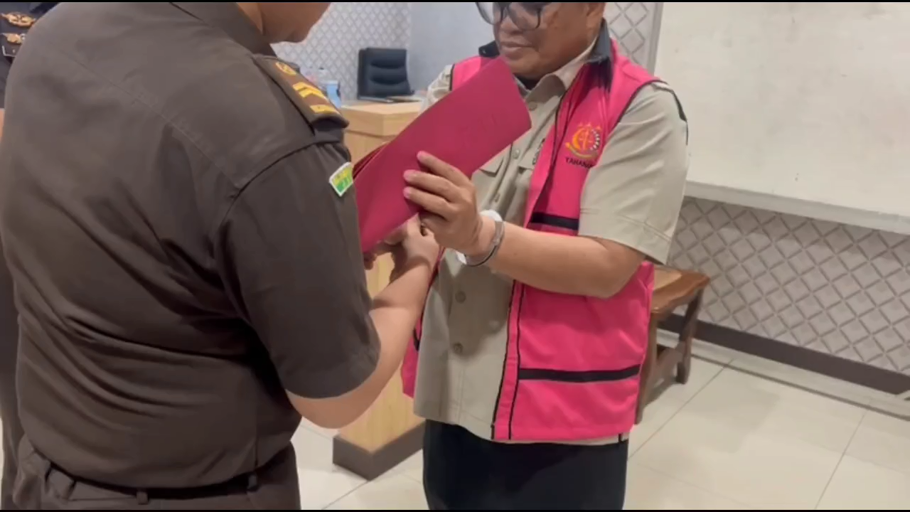 Korupsi Dana Sekretariat DPRD Herman Efendi : Siap Jalani Proses Hukum