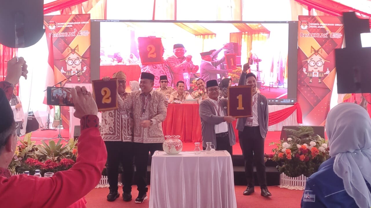 Breaking News! Maulana-Diza Nomor Satu,  Rahman- Guntur Nomor Dua