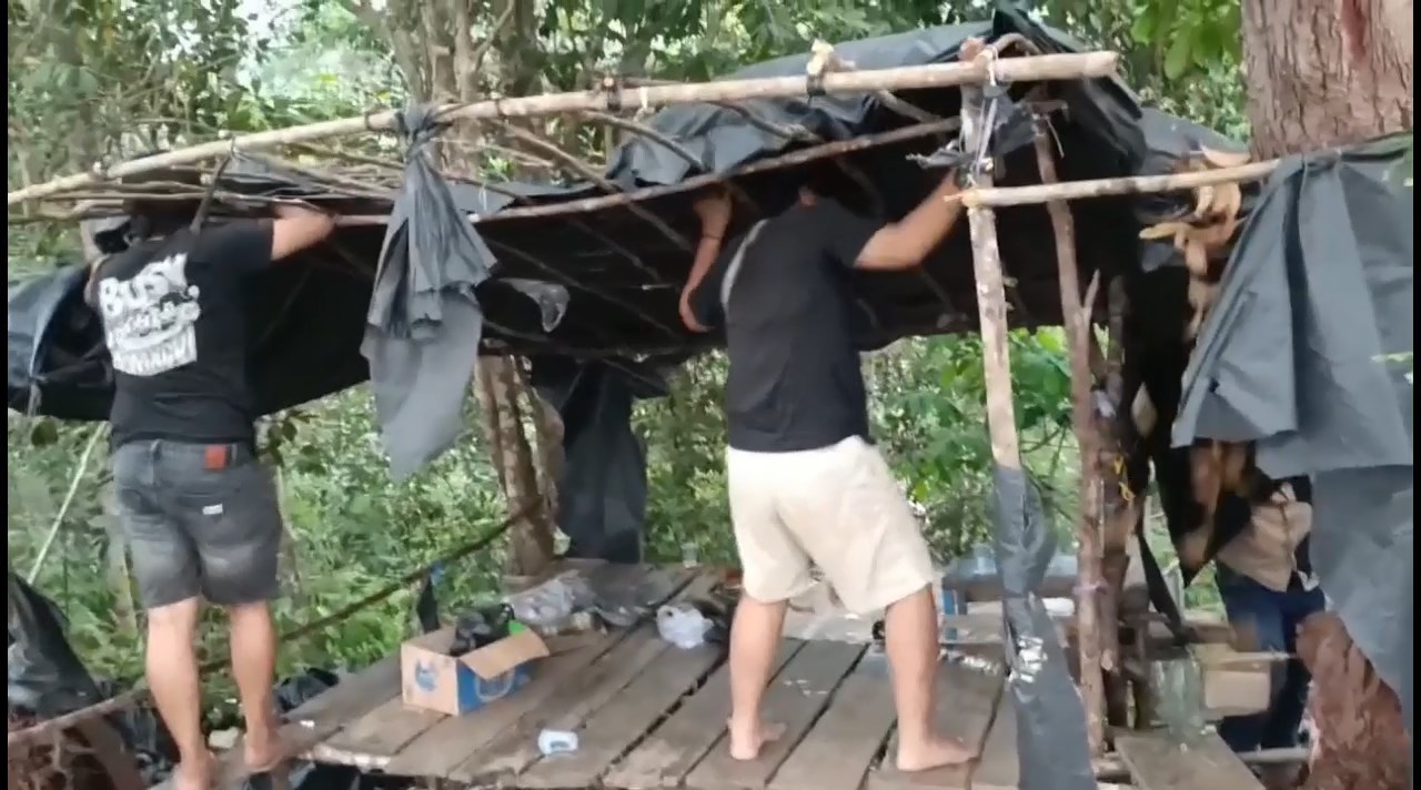 Polisi Amankan Terduga Pelaku Narkoba di Pondok Terpal Atas Bukit di Sarolangun