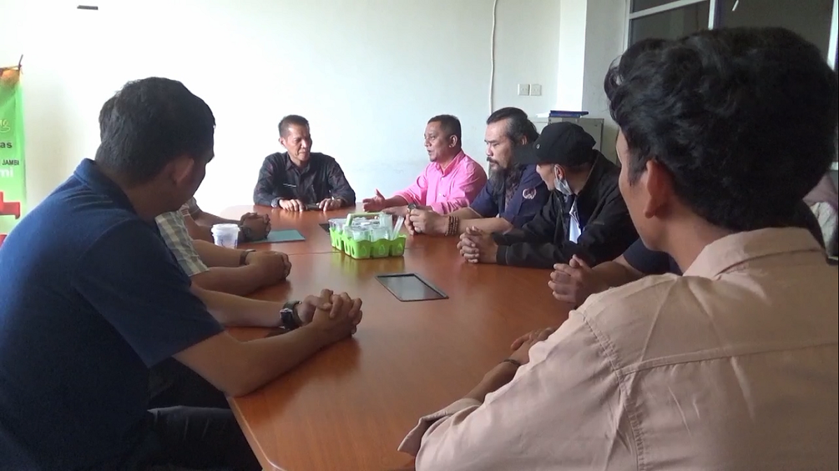 Mantan Sopir Laporkan PO Ratu Intan Permata ke Disnaker Jambi, Gaji Tak Sesuai UMP dan Tanpa BPJS