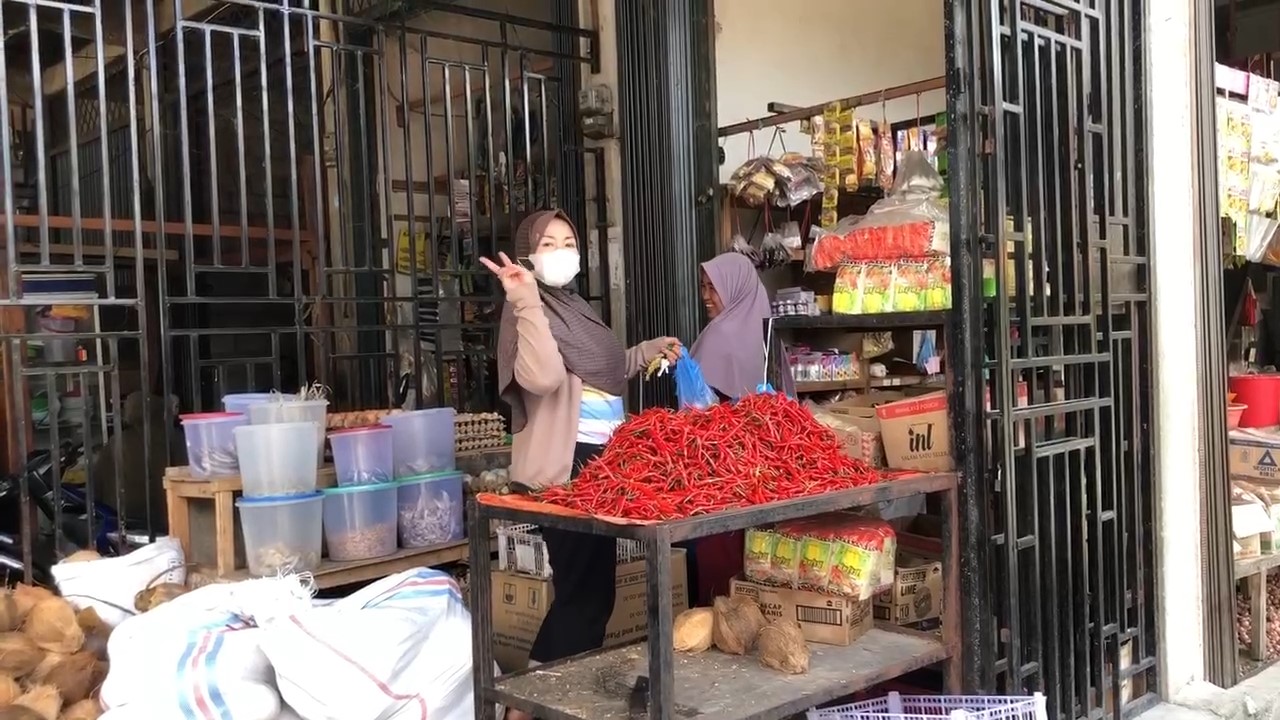 Pasokan Cabai Melimpah di Sungai Penuh, Harga Cabai Merah Akhirnya Turun di Pasar Tanjung Bajure