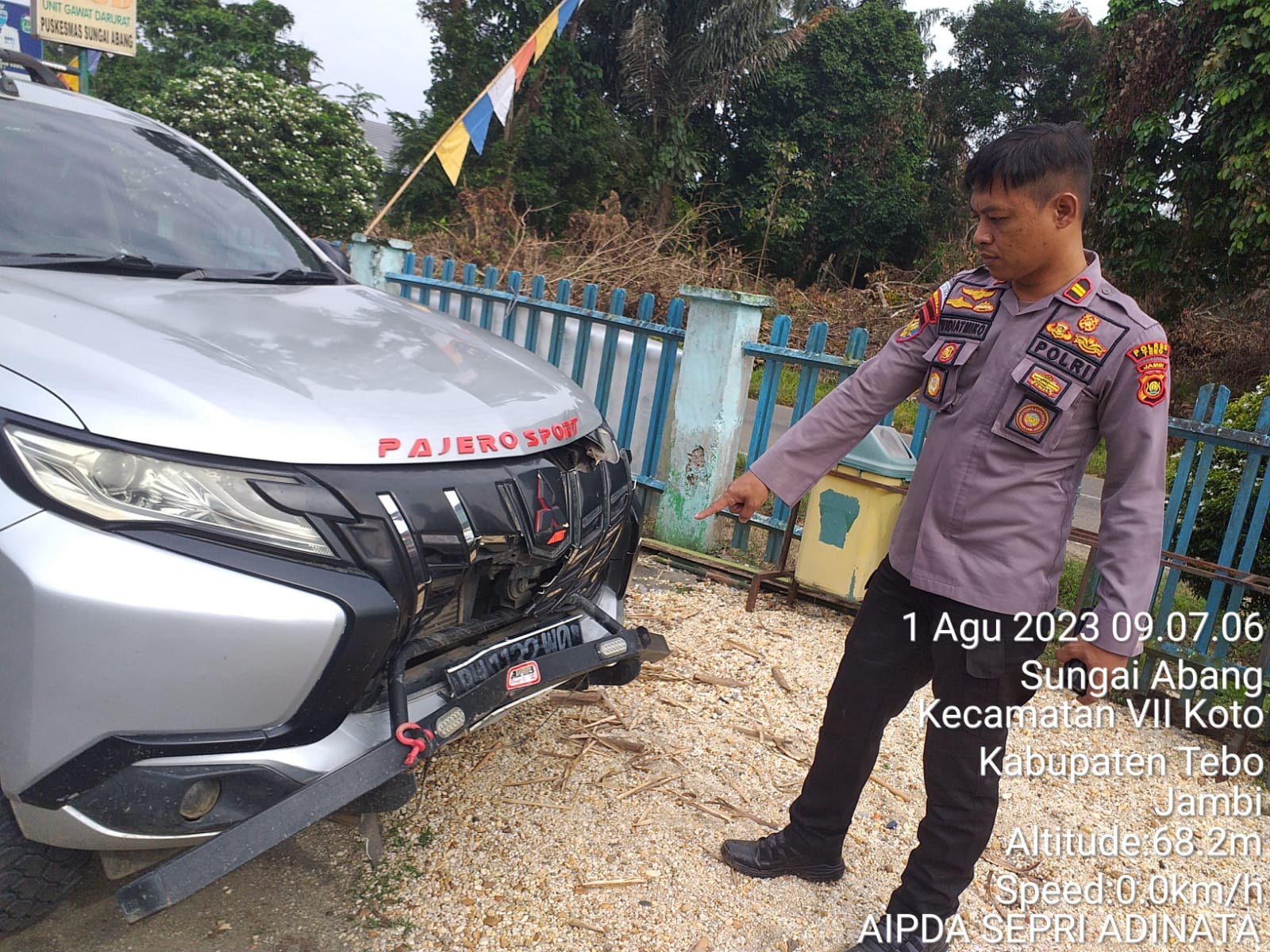 Perkelahian Berdarah di Desa Teluk Kayu Putih, Mobil Ditembaki dan Sejumlah Oranga Saling Bacok Pakai Parang