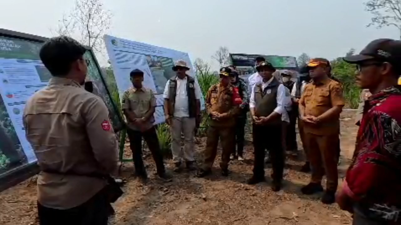 Sambangi Tebo, Menhut Dengarkan Paparan Perusahaan soal Habitat Gajah