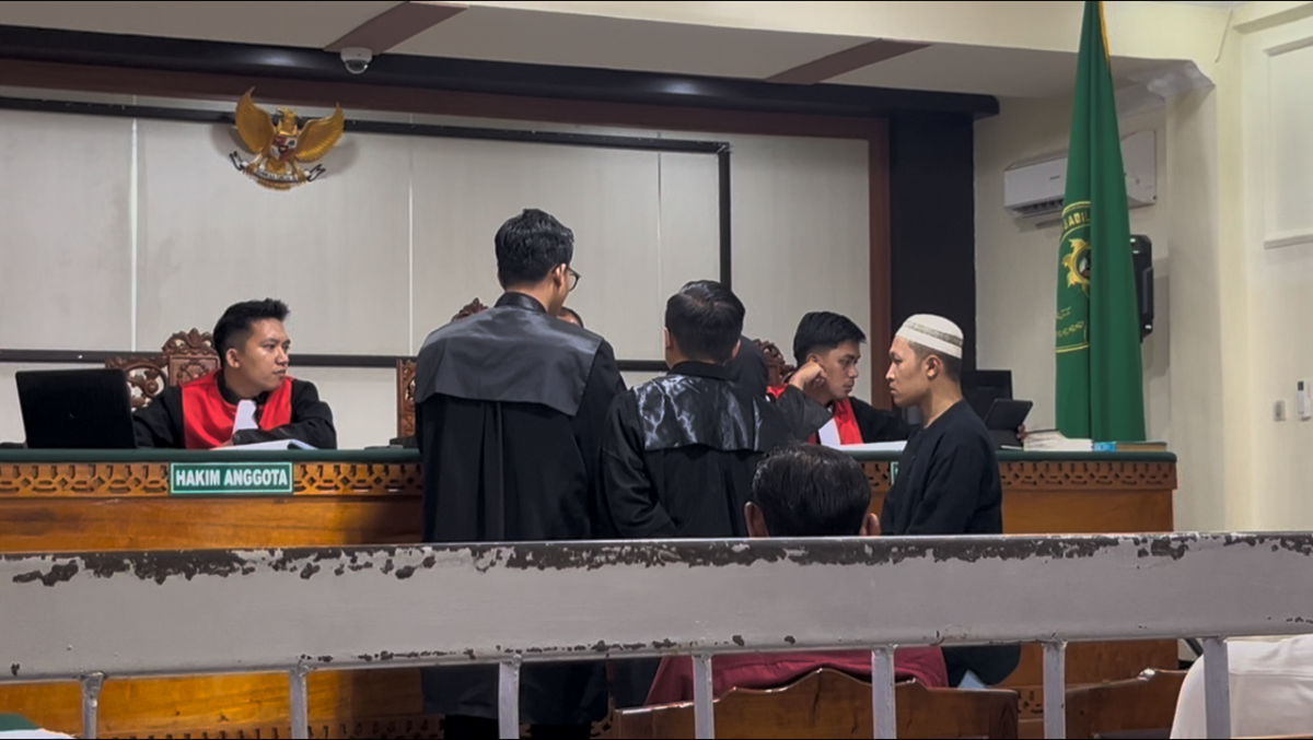 Agus Kurnia Saputra Jalani Sidang Perdana Empat Agenda Pada Kasus Pembunuhan Eli Jumini  