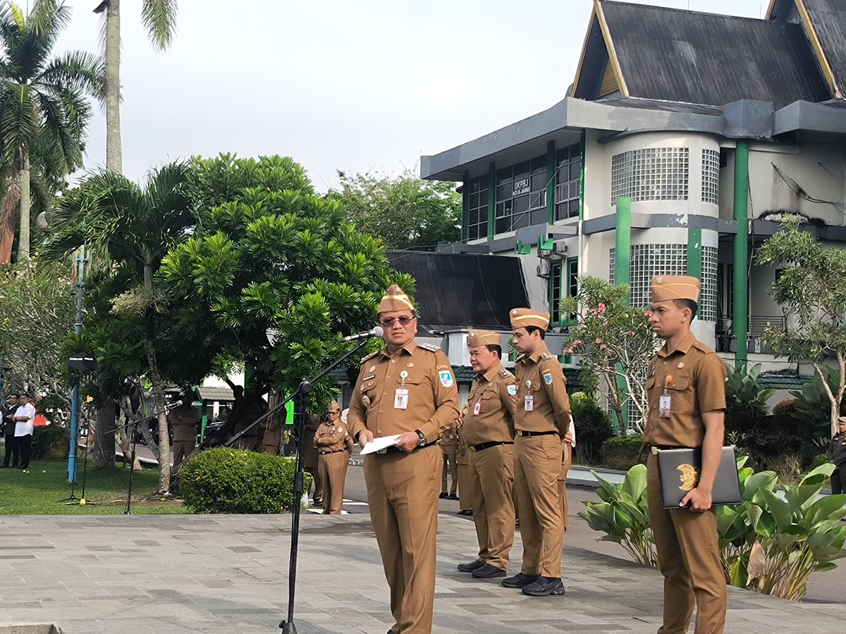 Wali Kota Jambi Maulana Pimpin Apel Pasca Lebaran, Tekankan 11 Program Unggulan