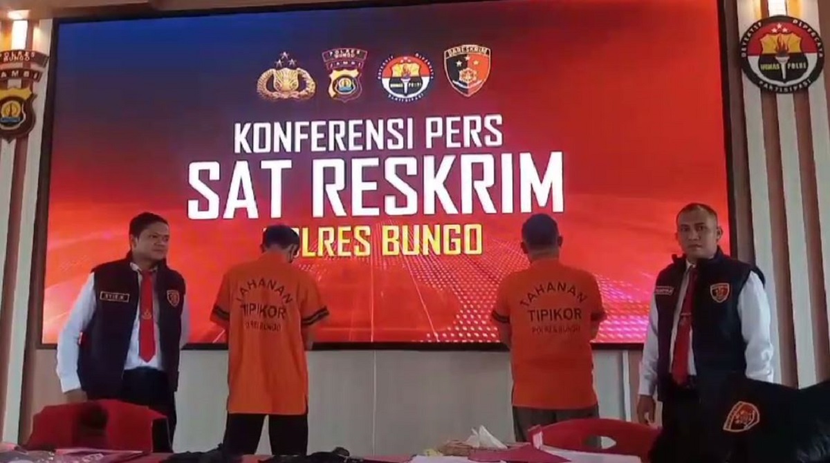 Jadi Tersangka Korupsi Dana BOS SMAN 2 Bungo, Kepsek dan Mantan Bendahara Sekolah Ditahan Polres Bungo